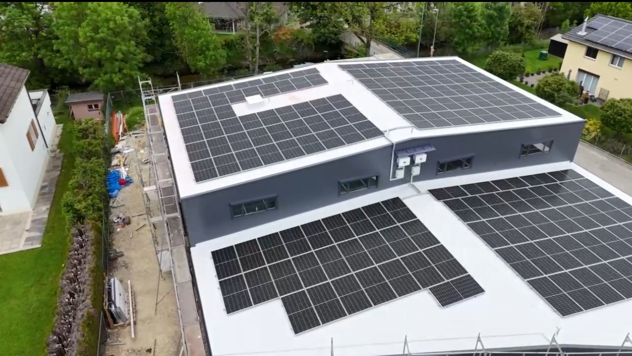 Neues ZEV-Regelungsprojekt in Courtelary mit JPS Performance